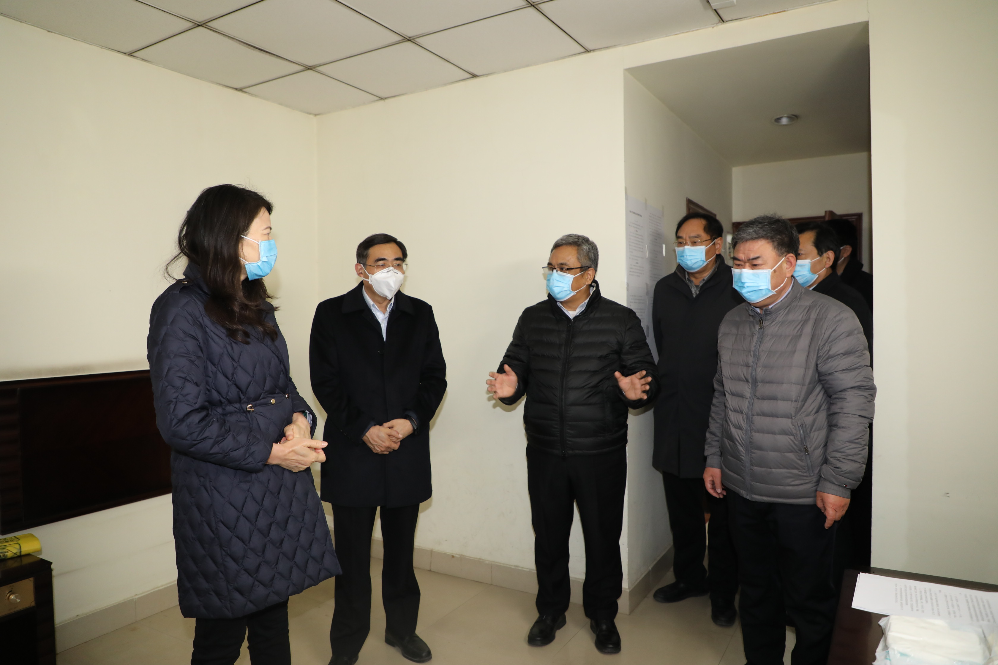 河南省副省長霍金花調(diào)研河南大學(xué)疫情防控及開學(xué)準(zhǔn)備工作