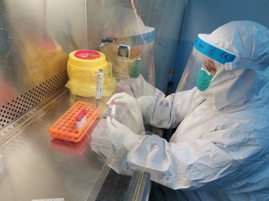 貴州加強(qiáng)疫情常態(tài)防控 織密網(wǎng)絡(luò)全力應(yīng)對(duì)秋冬疫情反彈