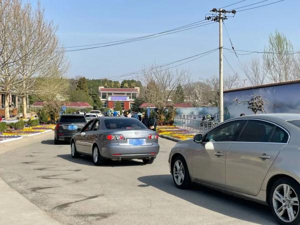 清明節(jié)假期最后一天祭掃高峰，4月6日尾號(hào)限行輪換注意啥