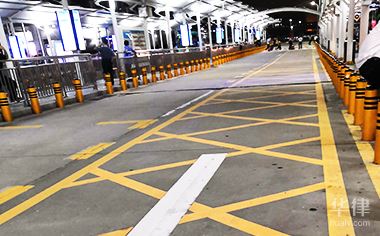 交通違章罰款咋處理？現(xiàn)場和非現(xiàn)場違章處理方法全在這