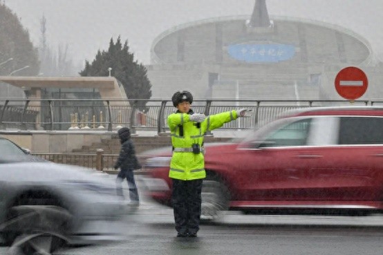 北京交管部門多措并舉保障2026年春運交通安全有序