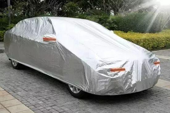 停車罩車衣躲違章，多地交警認(rèn)定屬故意遮擋，扣12分罰200