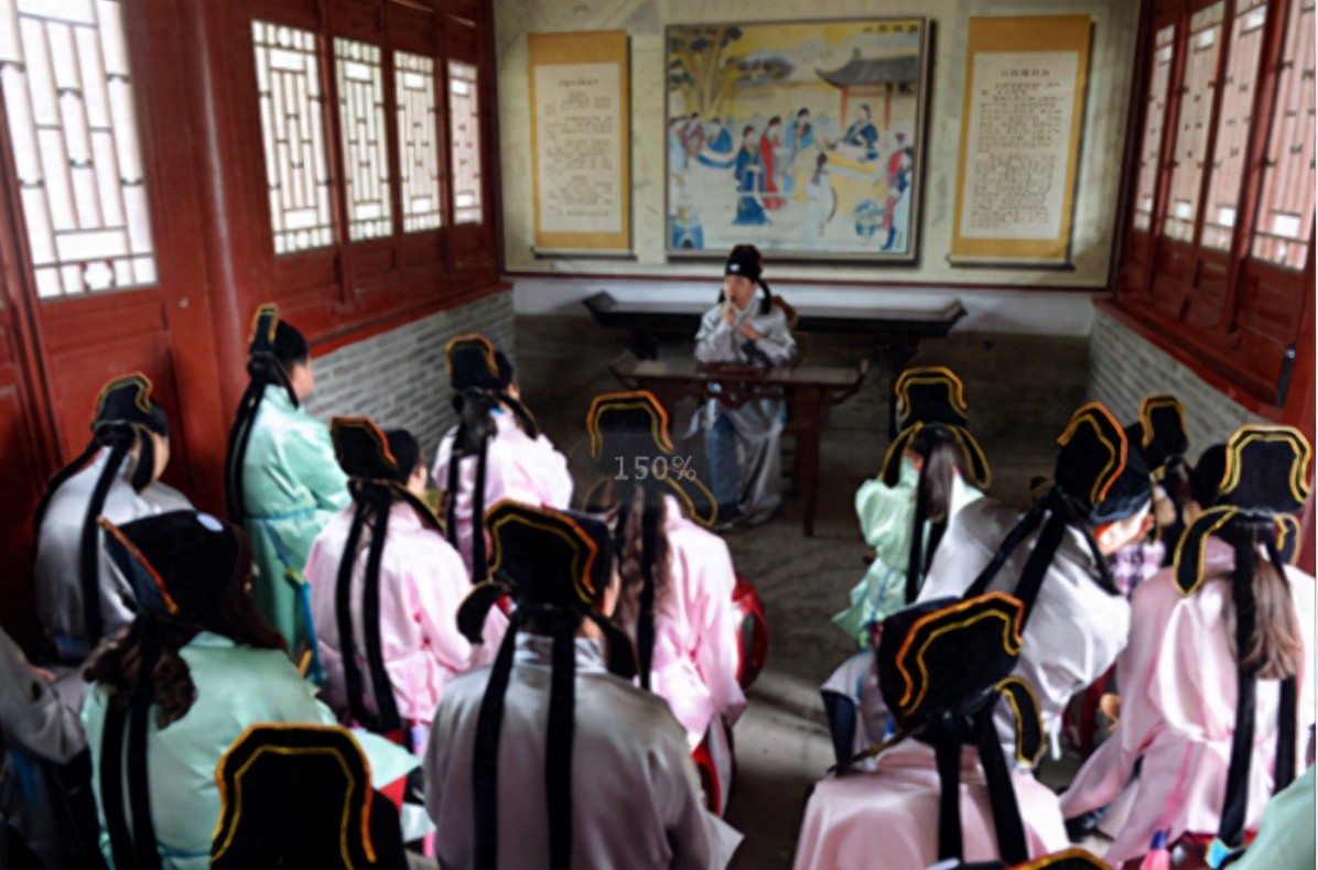 大學(xué)奇葩社團(tuán)大盤(pán)點(diǎn)！愛(ài)牙、作死協(xié)會(huì)，你加入了哪個(gè)？