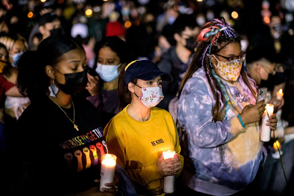 疫情下美國少數(shù)族裔家庭承受巨大經(jīng)濟損失，生活艱難